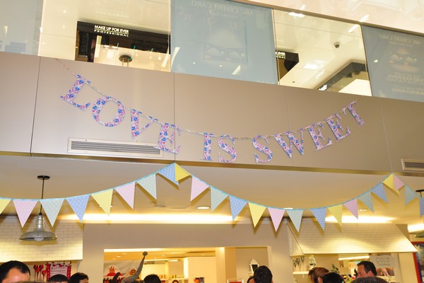 Magnolia Bakery Opening